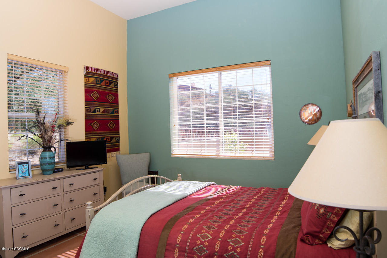 24 Kent Avenue Rio Rico, AZ 85648 - Photo 15 of 31