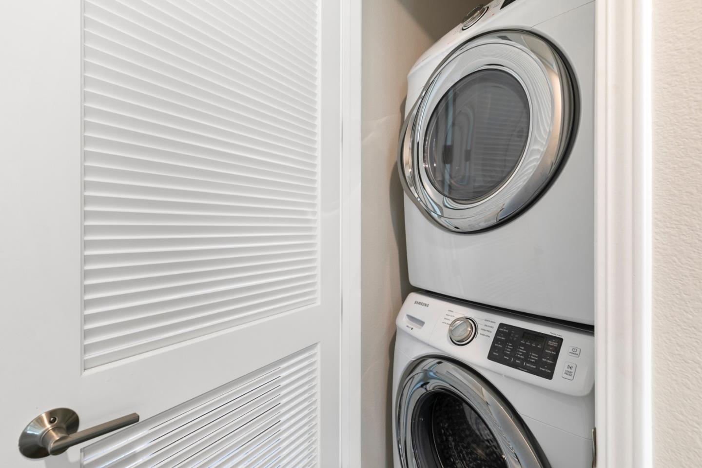875 Cotati Terrace, Unit 3 Sunnyvale, CA 94085 - Photo 30 of 36 a utility room with dryer and washer