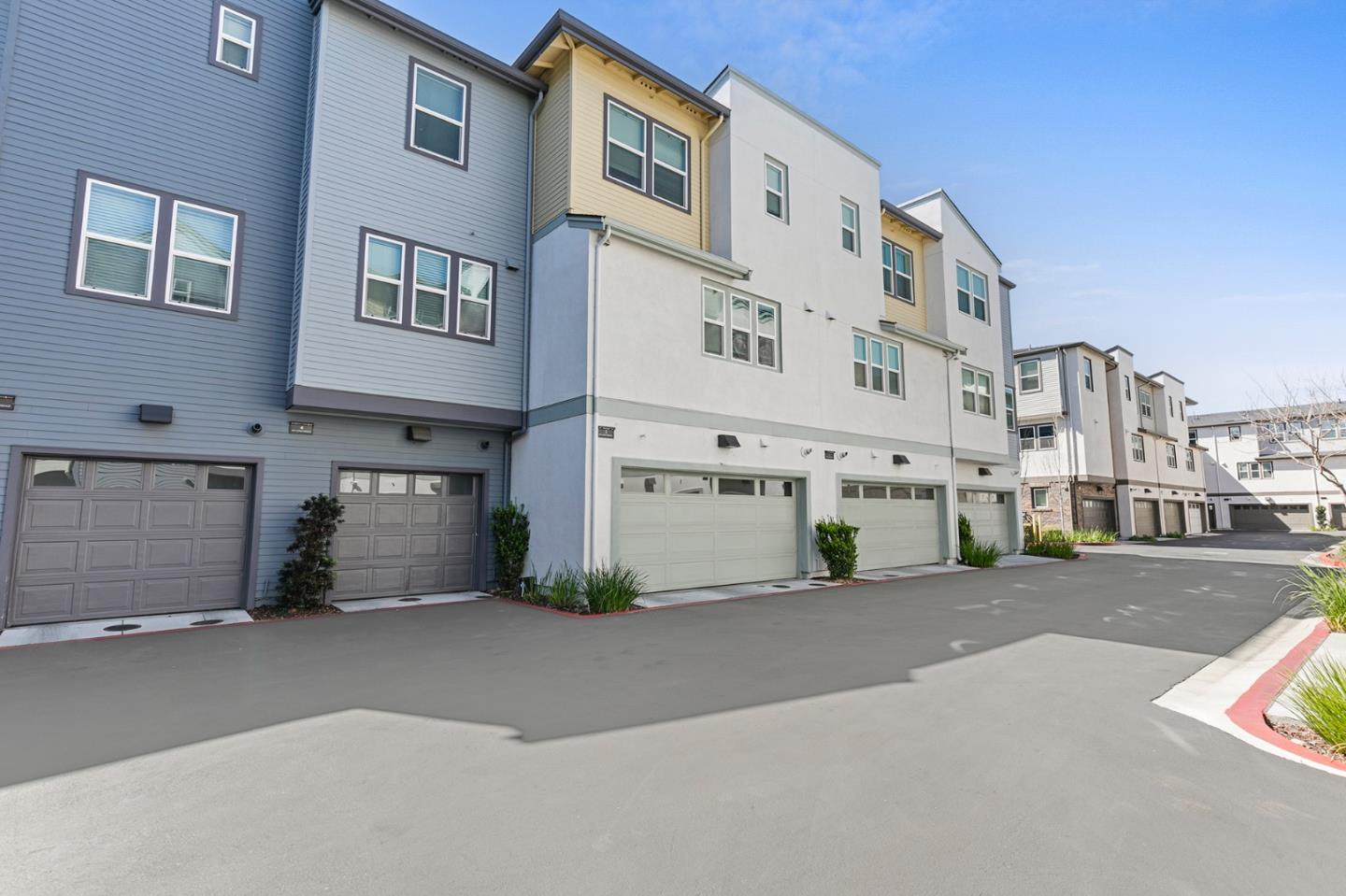 875 Cotati Terrace, Unit 3 Sunnyvale, CA 94085 - Photo 35 of 36 a view of a street with buildings