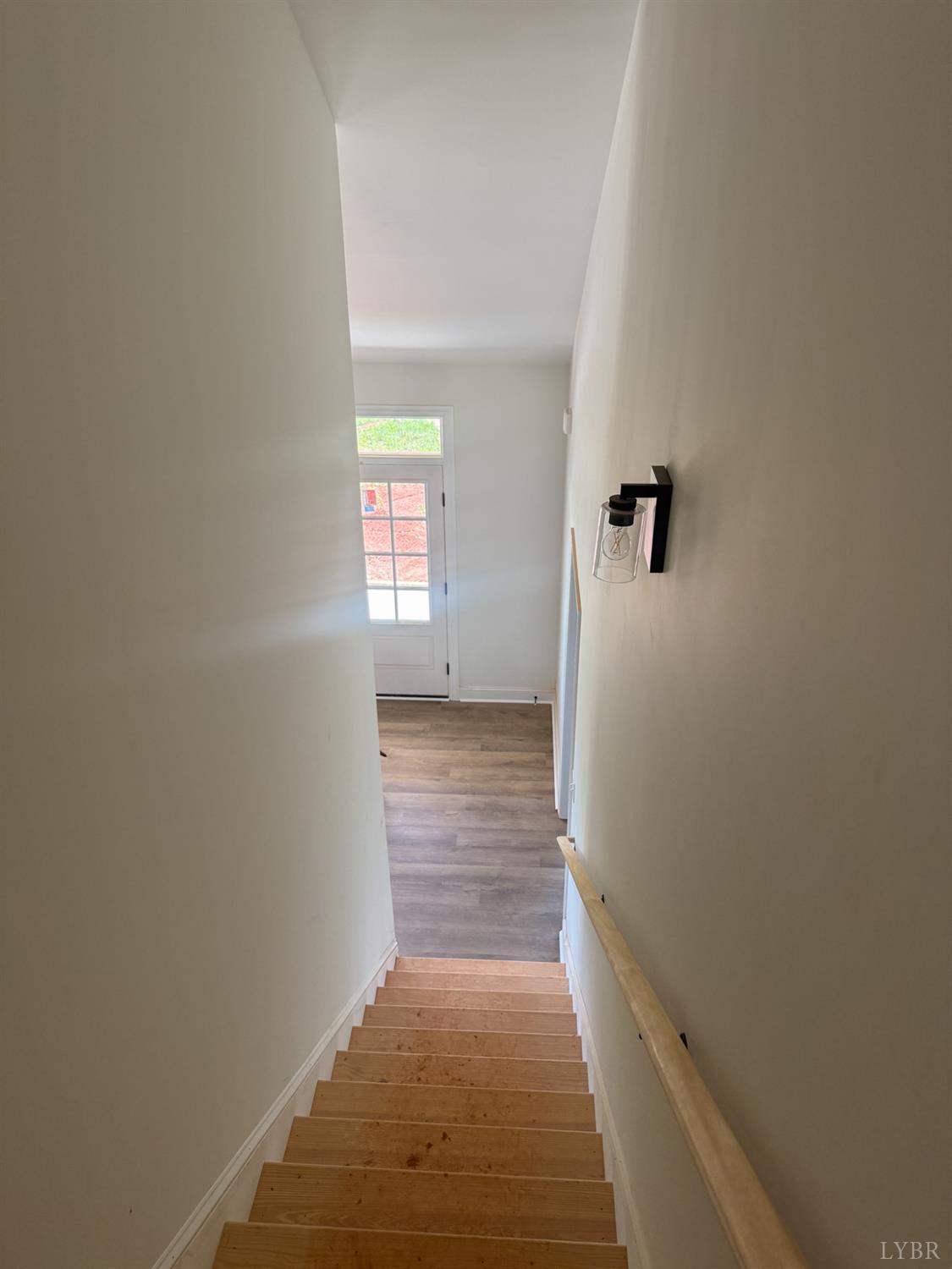 9009 Stonewall Road Appomattox, VA 24522 - Photo 26 of 38 a view of an empty room