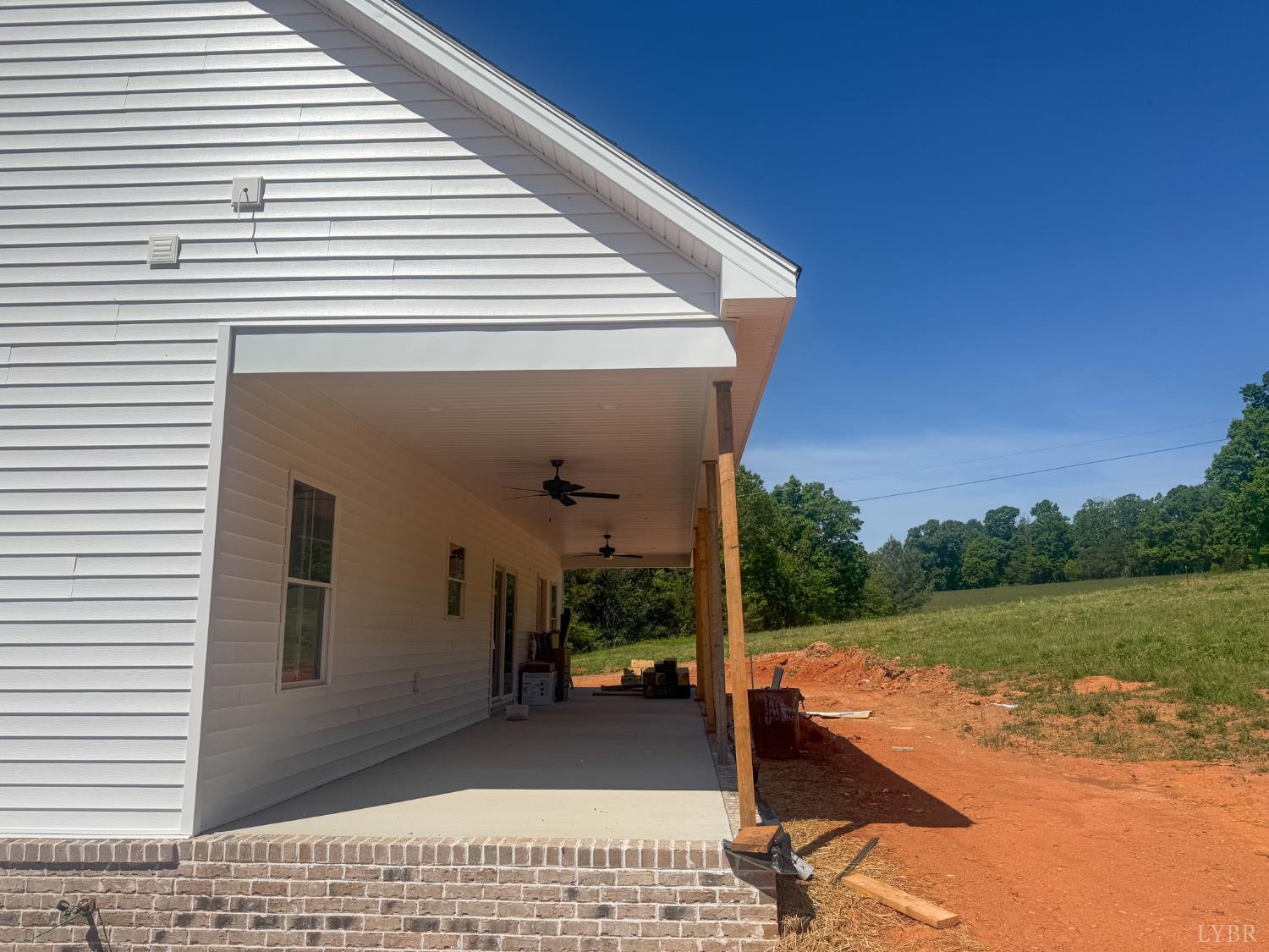 9009 Stonewall Road Appomattox, VA 24522 - Photo 33 of 38 a view of a house with backyard and garden