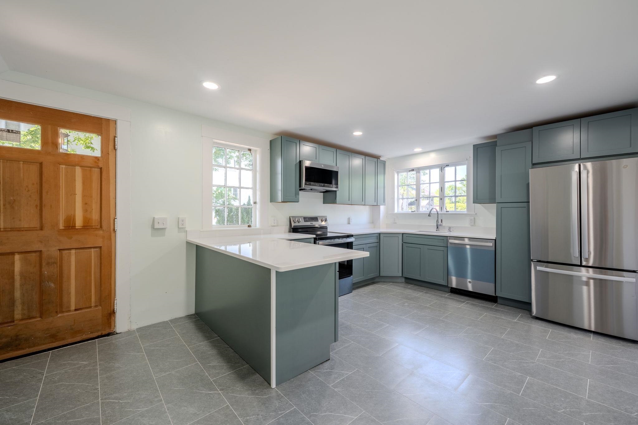 431 Main Street Keene, NH 03431 - Photo 22 of 54