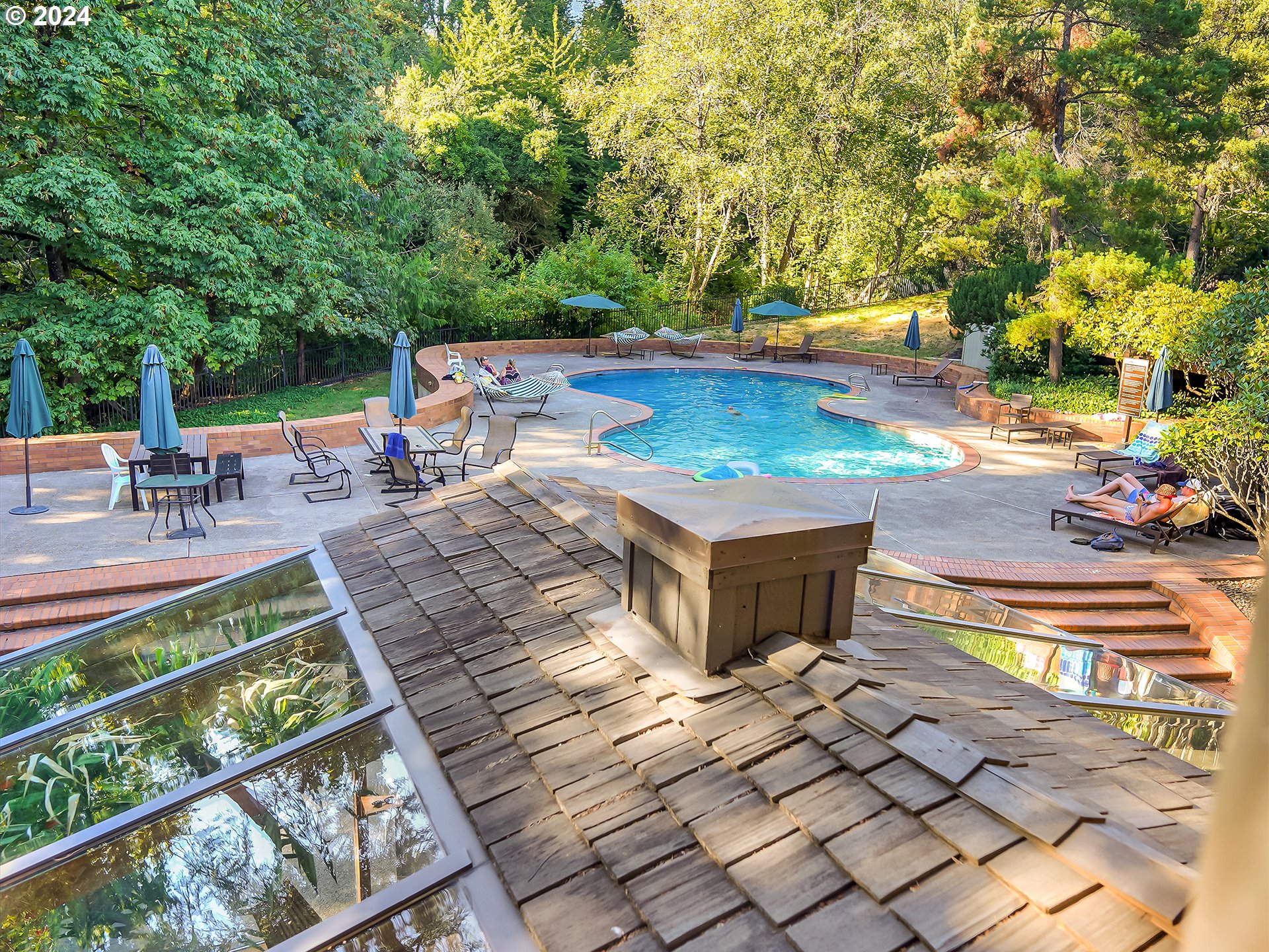 7516 Southwest Barnes Road, Unit C Portland, OR 97225 - Photo 23 of 28 Gallery Image 23