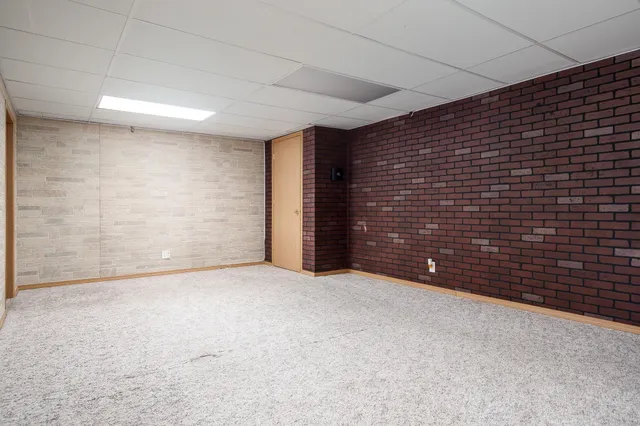 $240,000 | 8817 Wakefield Drive, Machesney Park, IL 61115