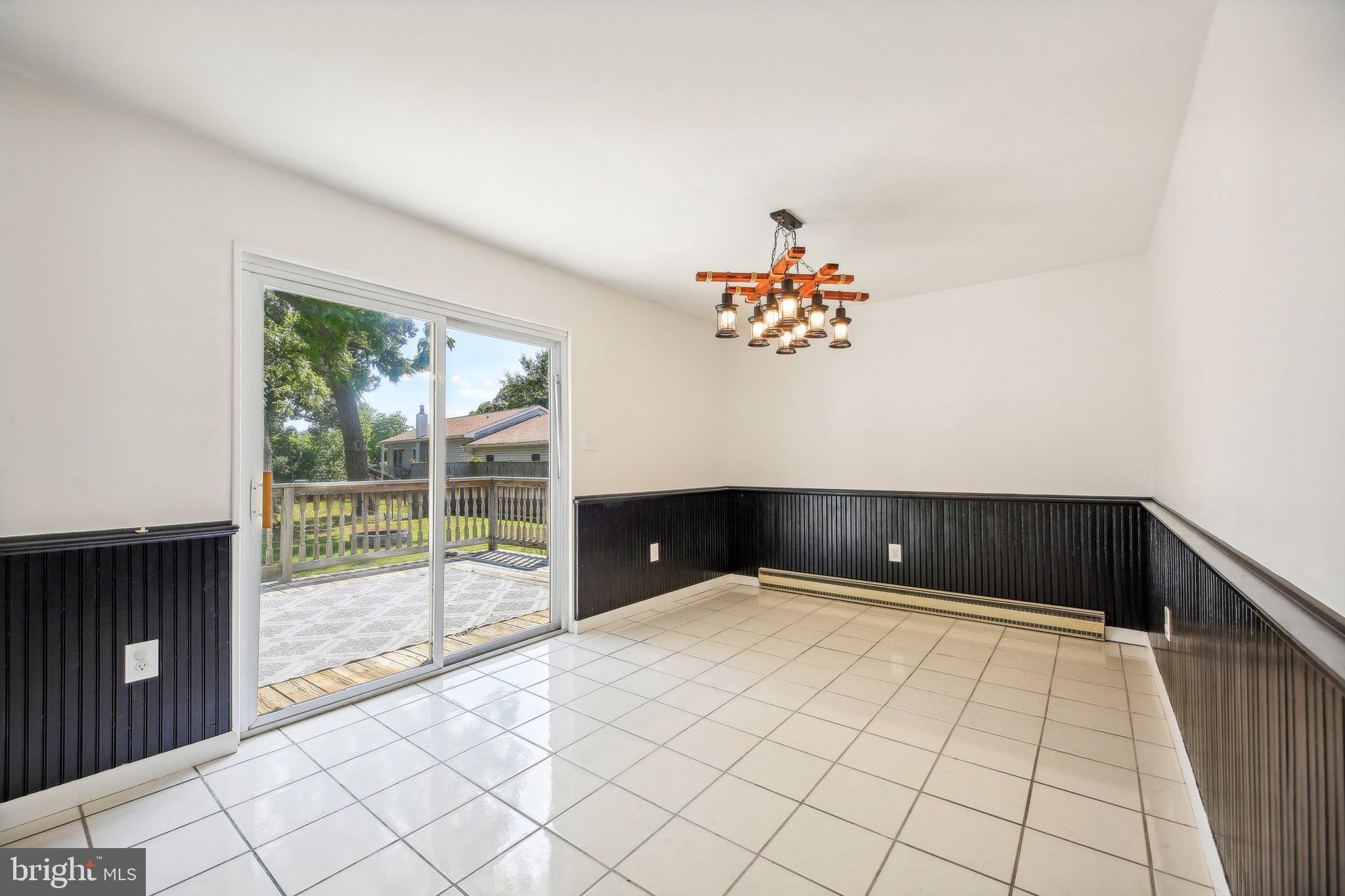 48 Johnson Road Pasadena, MD 21122 - Photo 15 of 38 Dining Room