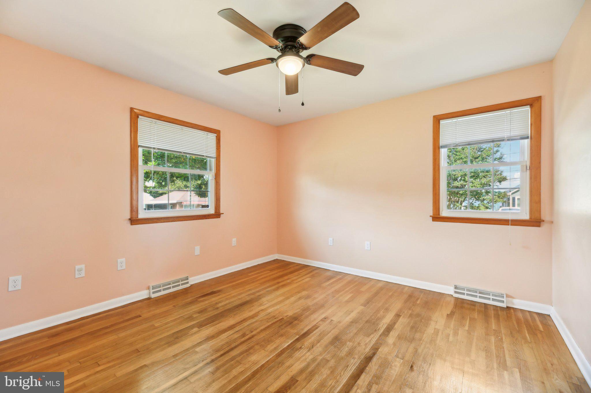 48 Johnson Road Pasadena, MD 21122 - Photo 20 of 38 Second Bedroom