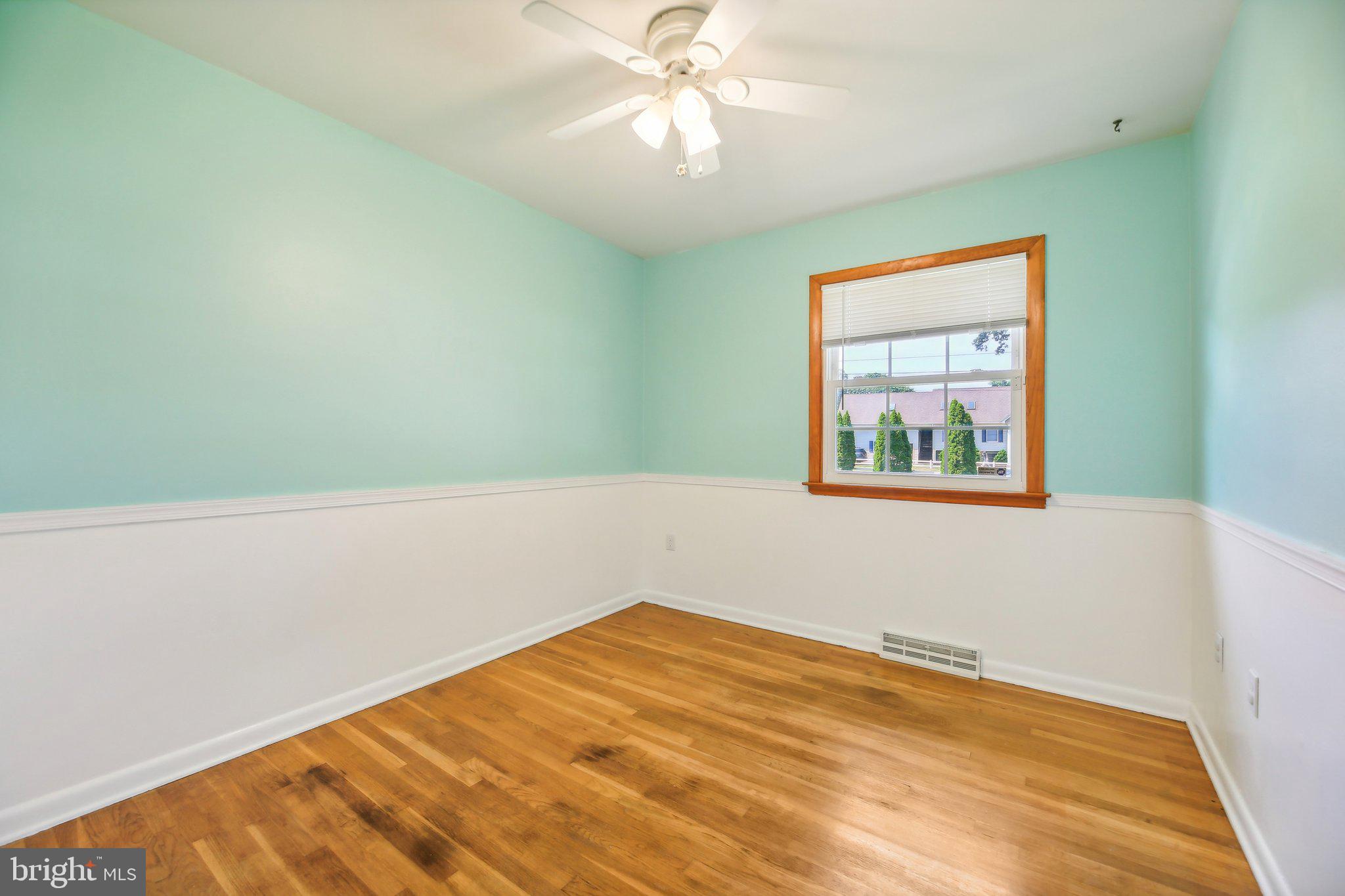48 Johnson Road Pasadena, MD 21122 - Photo 23 of 38 Second Bedroom