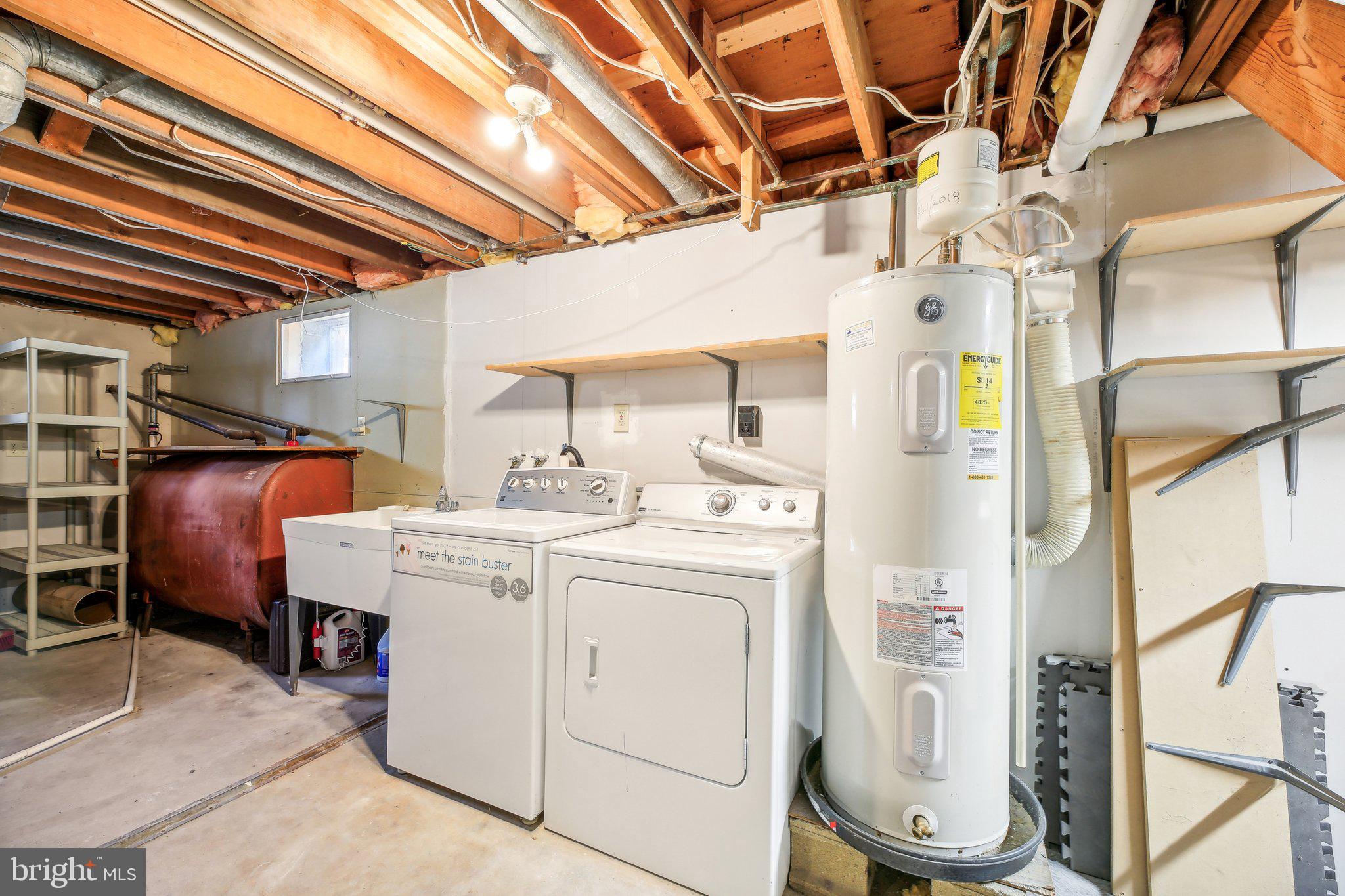 48 Johnson Road Pasadena, MD 21122 - Photo 27 of 38 Laundry Room