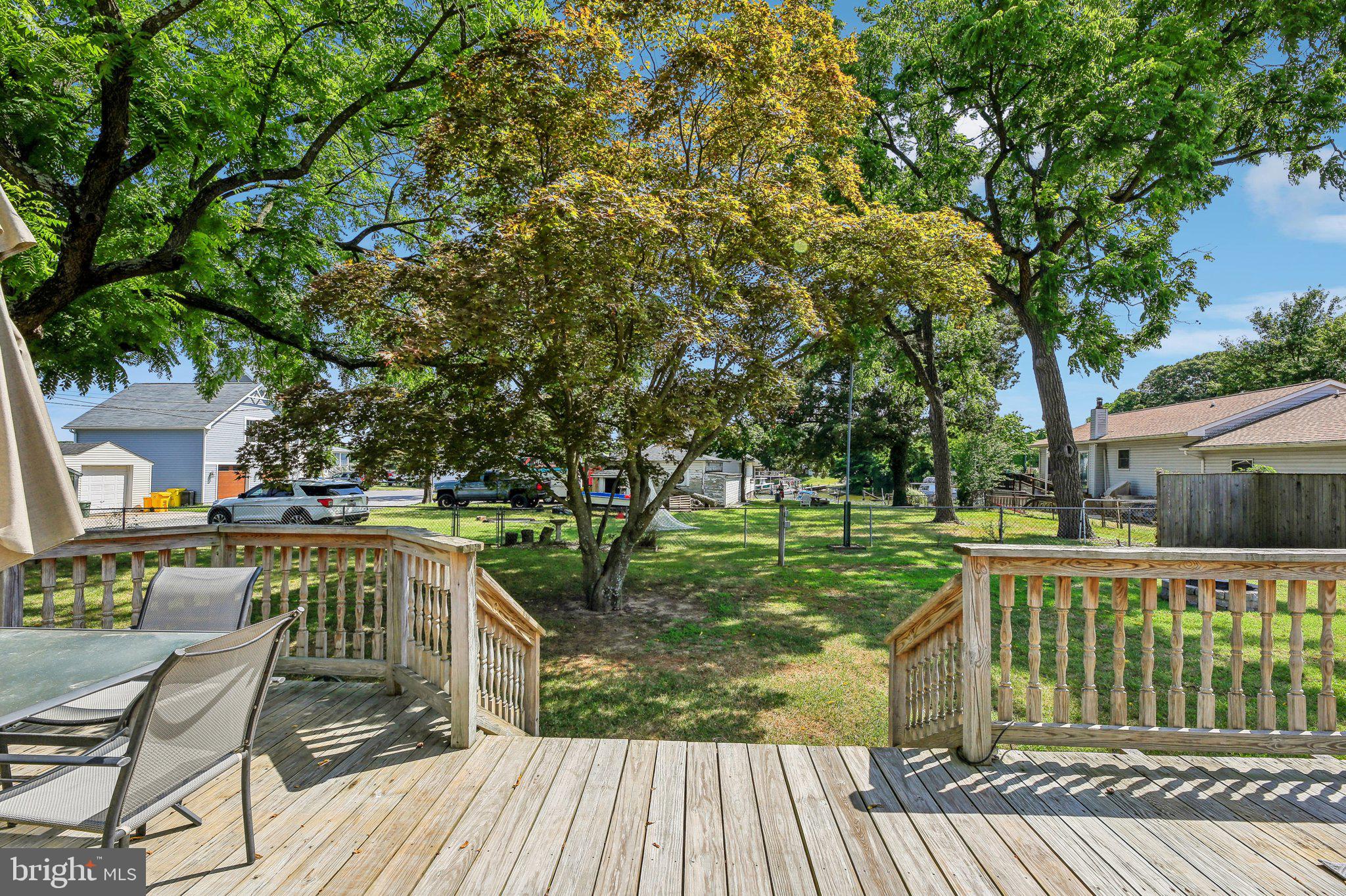 48 Johnson Road Pasadena, MD 21122 - Photo 29 of 38 Deck
