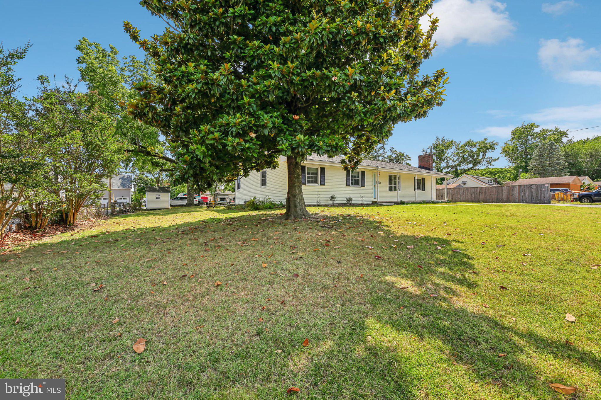 48 Johnson Road Pasadena, MD 21122 - Photo 36 of 38 Front View