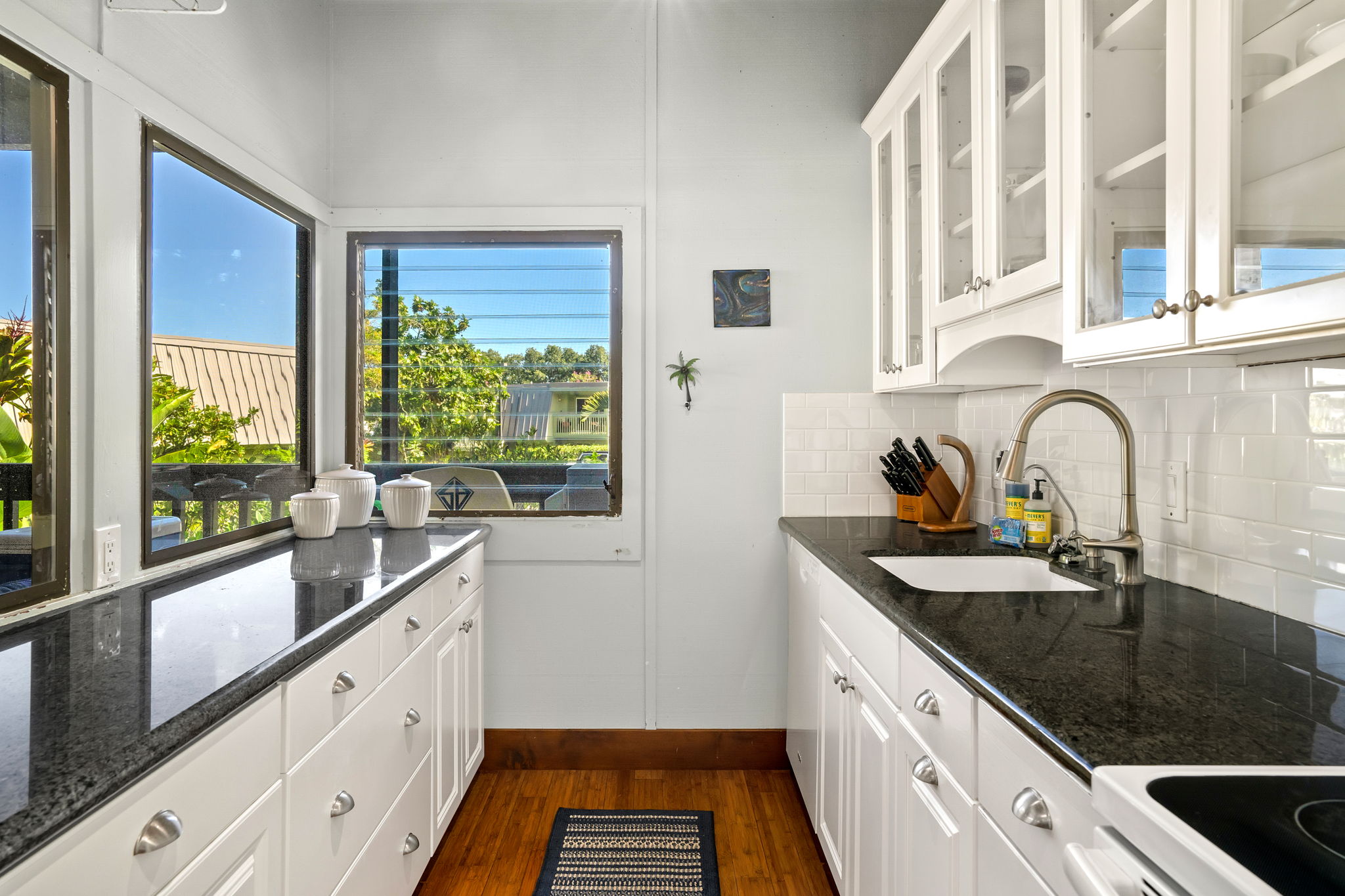 3920 Wyllie Road, Unit D202 Princeville, HI 96722 - Photo 5 of 30 Gallery Image 5