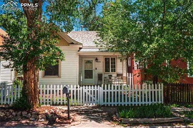 $350,000 | 2830 West Kiowa Street, Colorado Springs, CO 80904