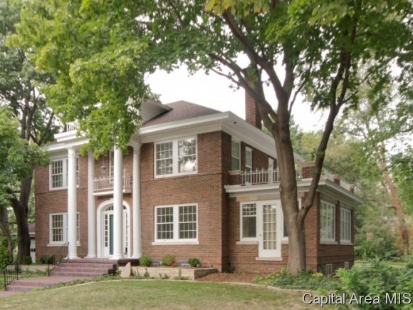 14 Pine Tree Drive Springfield, IL 62704 - Photo 5 of 24 Gallery Image 5