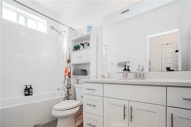 $875,000 | 243 North Magnolia Street, Unit 5, Anaheim, CA 92801