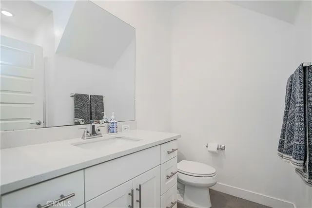 $875,000 | 243 North Magnolia Street, Unit 5, Anaheim, CA 92801