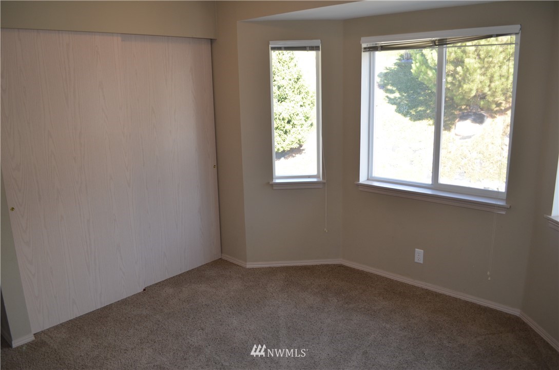 808 West Manson Highway, Unit A304 Chelan, WA 98816 - Photo 16 of 23