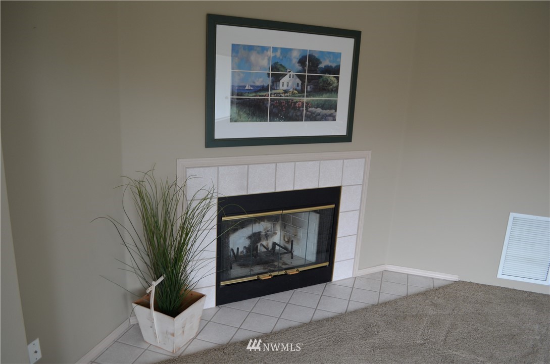 808 West Manson Highway, Unit A304 Chelan, WA 98816 - Photo 20 of 23