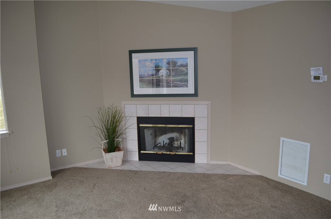 808 West Manson Highway, Unit A304 Chelan, WA 98816 - Photo 8 of 23