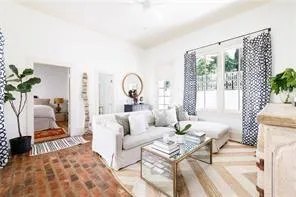 $4,800 | 520 South Jahncke Avenue, Covington, LA 70433