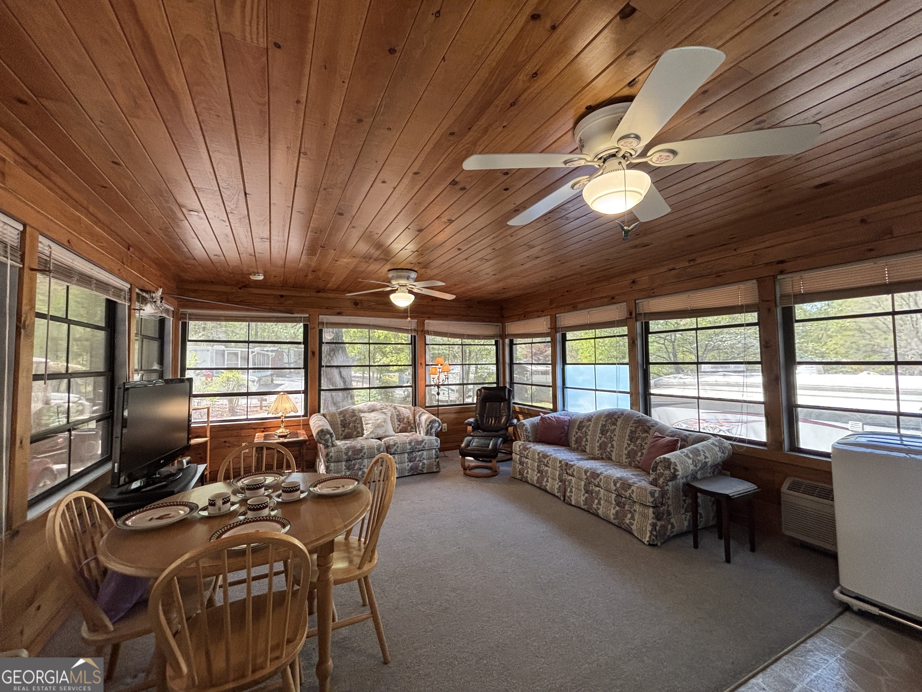 30 Valley Court Cleveland, GA 30528 - Photo 17 of 95