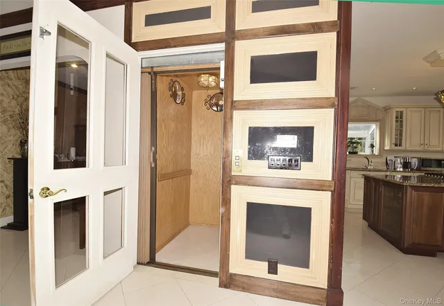 $1,430,000 | 259 Altessa Boulevard, Melville, NY 11747