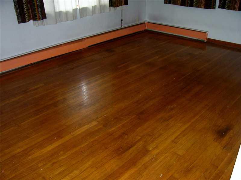 824 Rolling Hills Road Ruffs Dale, PA 15679 - Photo 7 of 7 Living Room.