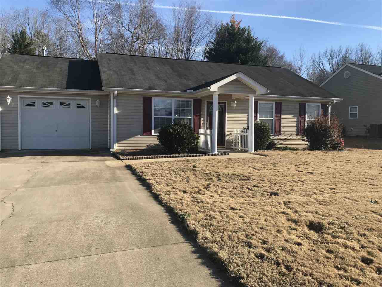 548 Pleasant Green Drive Inman, SC 29349 - Photo 2 of 21 Gallery Image 2