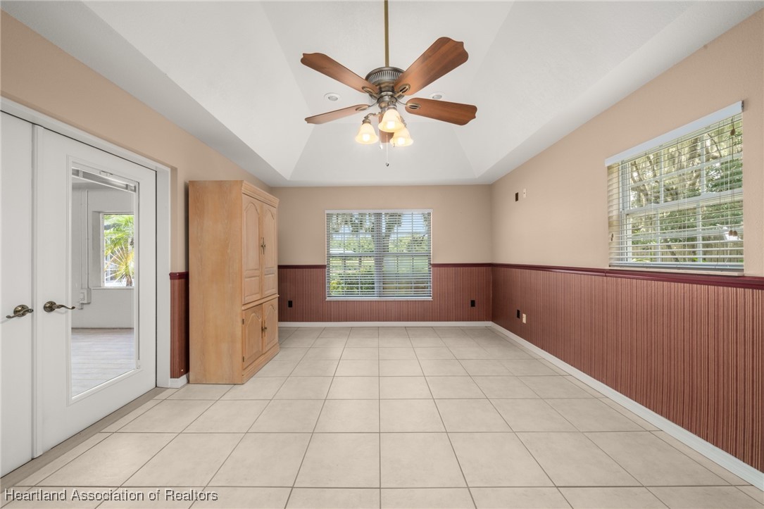1630 Sentinel Road Sebring, FL 33875 - Photo 21 of 48 An ideal space for office, hobby room or home gym