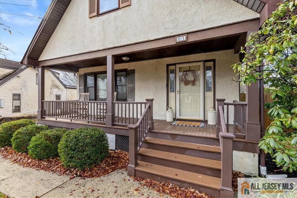 21 Heathcote Brook Road Kingston, NJ 08528 - Photo 3 of 24 a view of a balcony with a deck