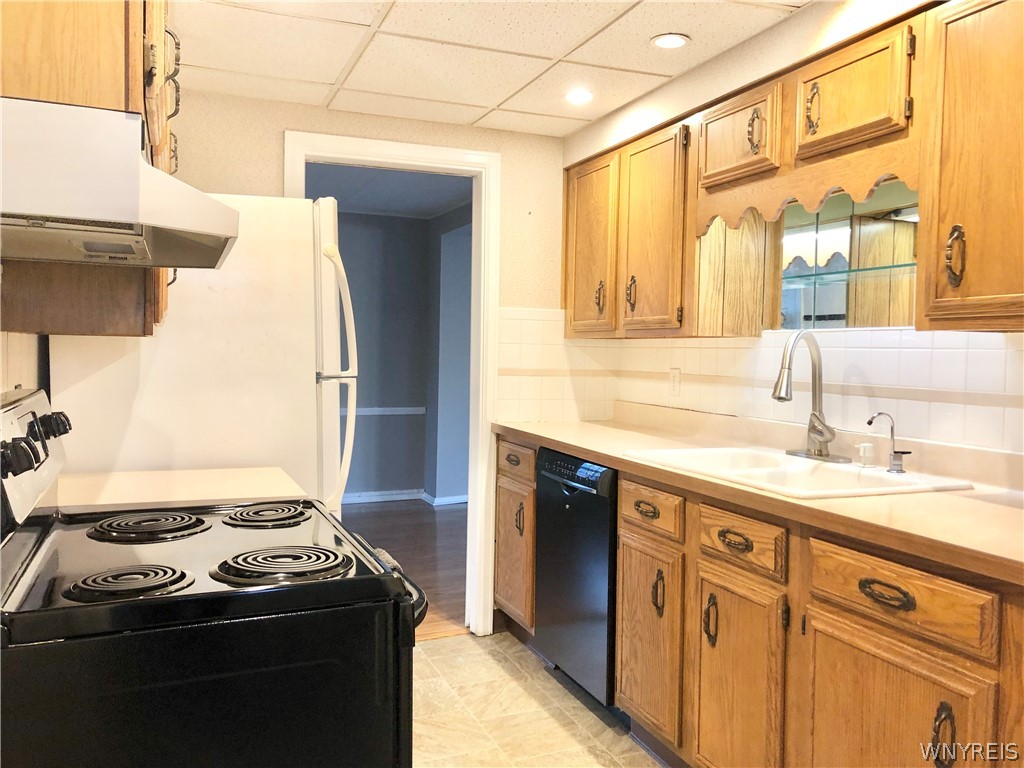 200 Koenig Road Tonawanda, NY 14150 - Photo 3 of 20