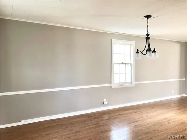 $2,250 | 200 Koenig Road, Tonawanda, NY 14150