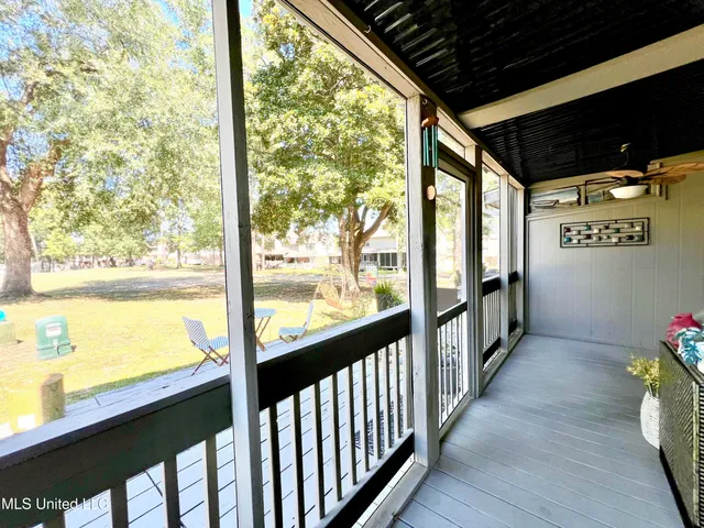 $229,500 | 291 Highpoint Drive, Unit 291, Diamondhead, MS 39525