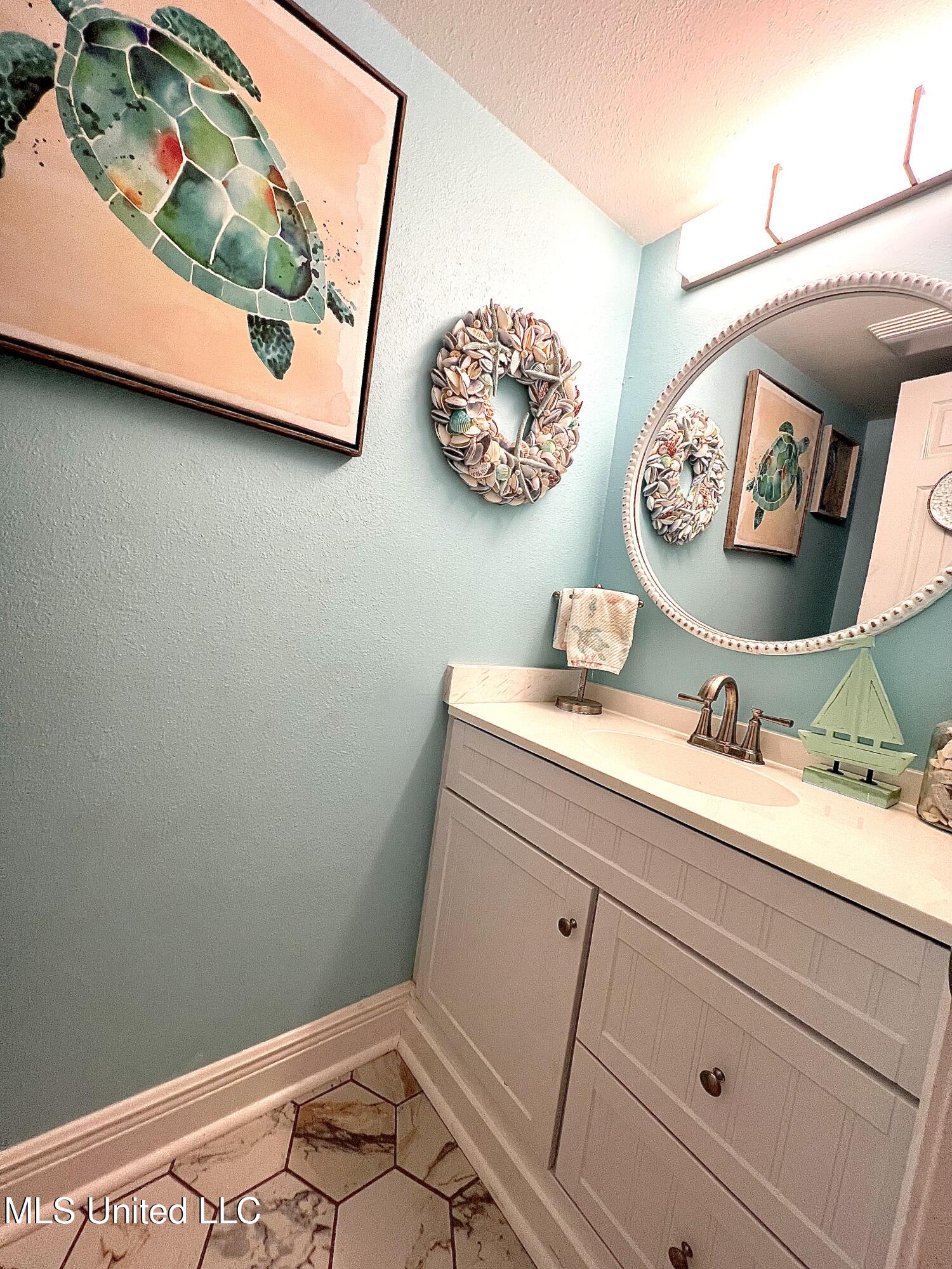 291 Highpoint Drive, Unit 291 Diamondhead, MS 39525 - Photo 14 of 29 IMG_9394