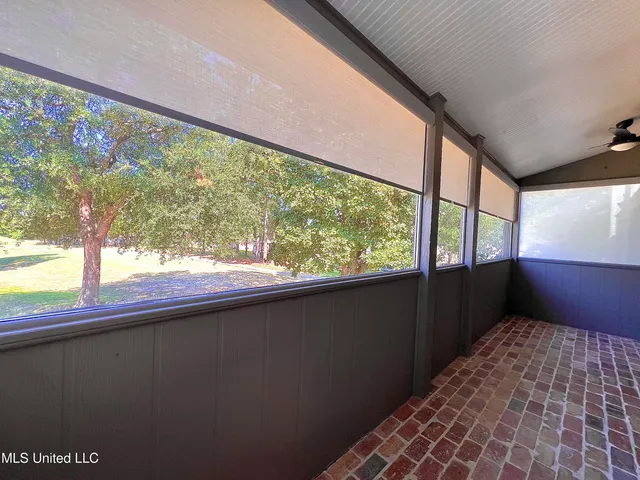 $229,500 | 291 Highpoint Drive, Unit 291, Diamondhead, MS 39525