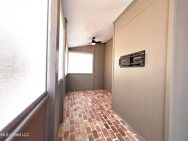 $225,000 | 291 Highpoint Drive, Unit 291, Diamondhead, MS 39525