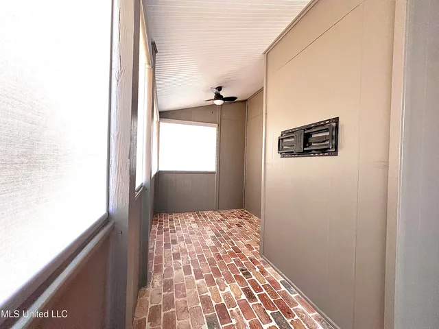 $229,500 | 291 Highpoint Drive, Unit 291, Diamondhead, MS 39525