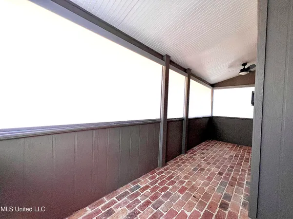 $225,000 | 291 Highpoint Drive, Unit 291, Diamondhead, MS 39525