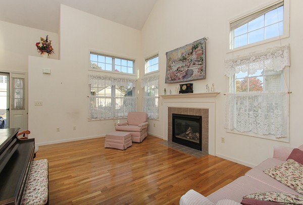 2 Heather Drive, Unit 2 Methuen, MA 01844 - Photo 4 of 12