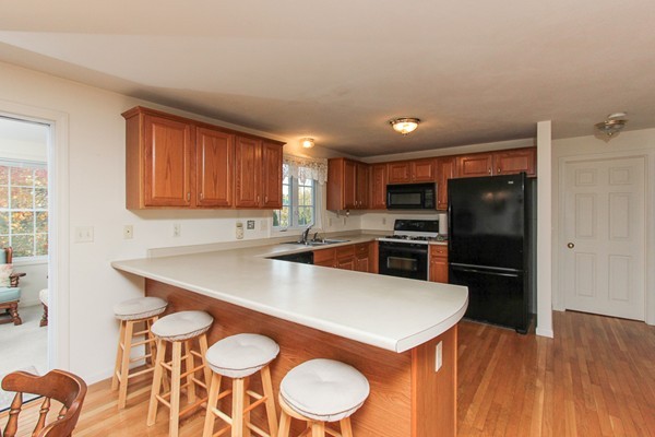 2 Heather Drive, Unit 2 Methuen, MA 01844 - Photo 5 of 12