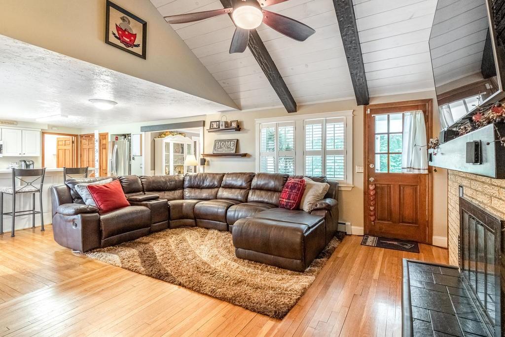 34 Tanglewood Road Sterling, MA 01564 - Photo 9 of 30