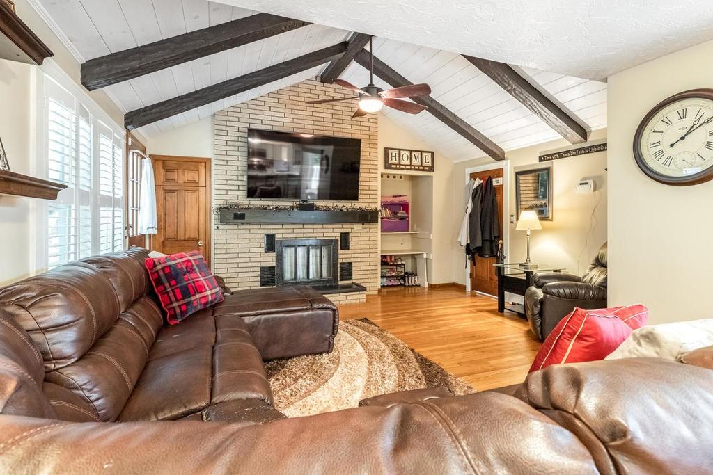 34 Tanglewood Road Sterling, MA 01564 - Photo 10 of 30