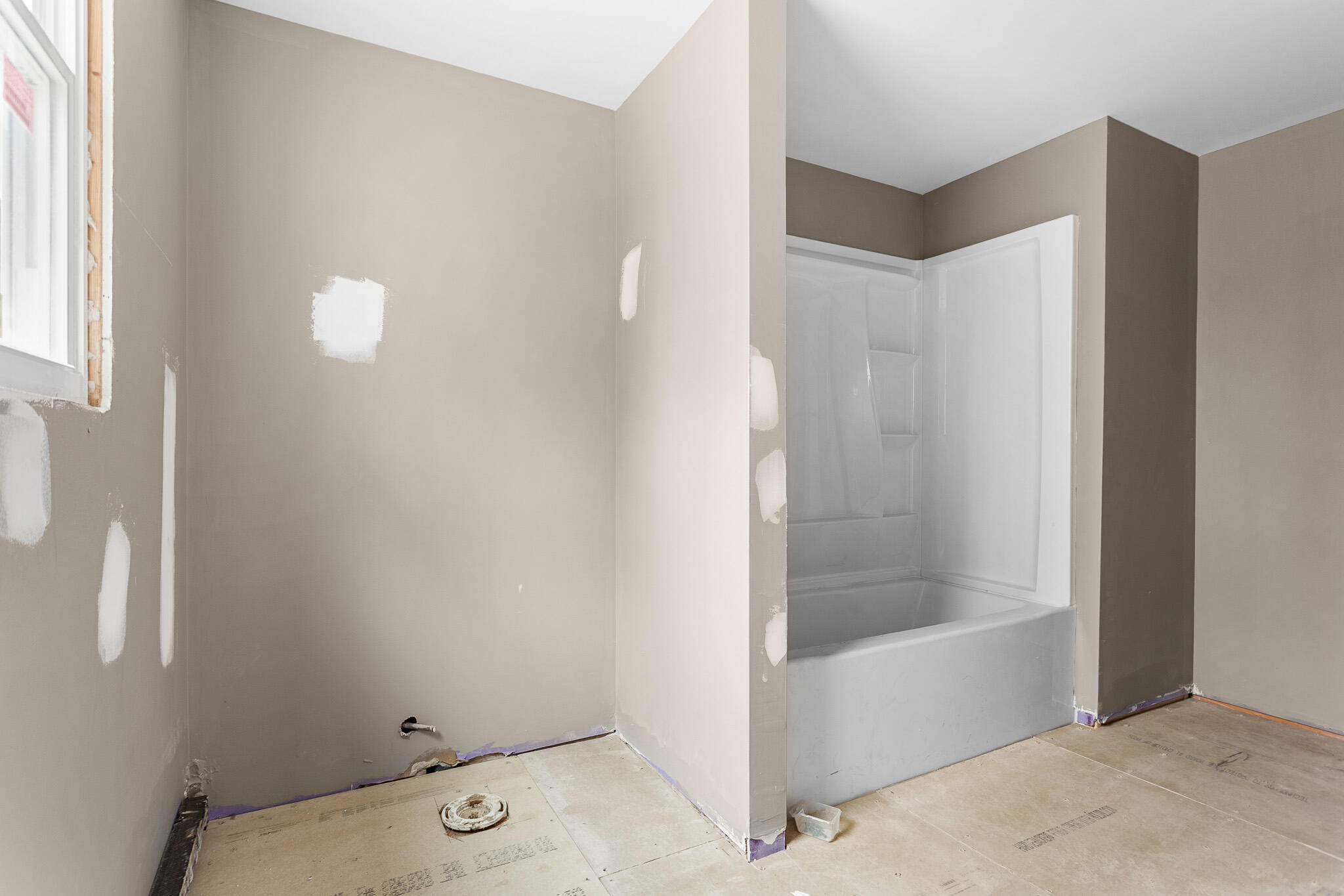 866 South Strong Road Strong, ME 04983 - Photo 19 of 30 interior-16