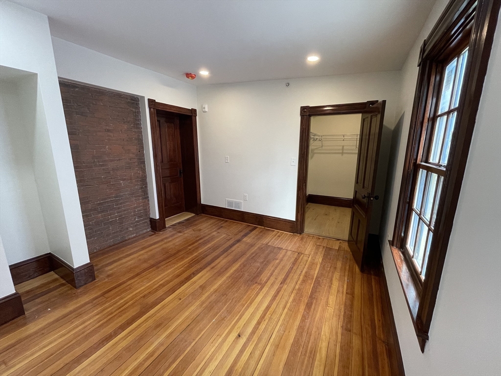 41 Summer Street, Unit 10 Leominster, MA 01453 - Photo 23 of 24