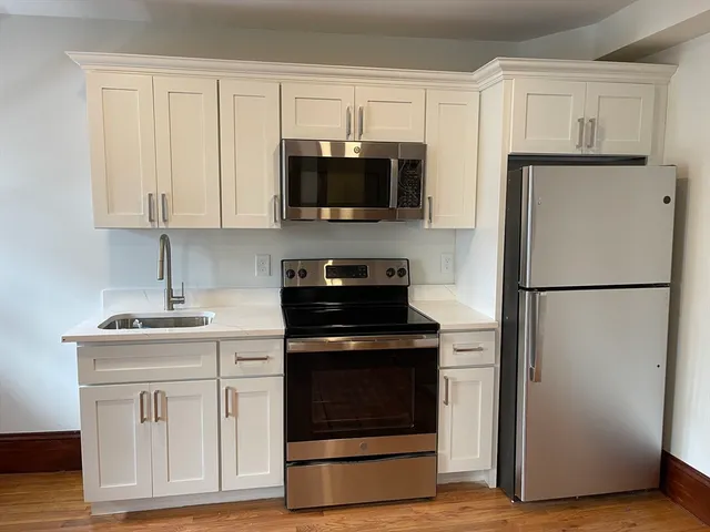 $1,625 | 41 Summer Street, Unit 10, Leominster, MA 01453