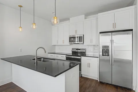 $389,900 | 505 Community Court, Unit 202, Nashville, TN 37209