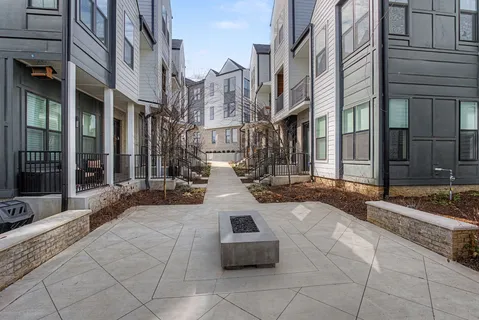 $389,900 | 505 Community Court, Unit 202, Nashville, TN 37209