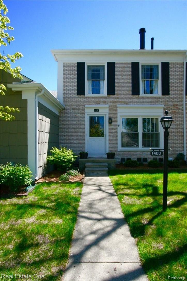 1400 Crescent Lane Rochester, MI 48306 - Photo 25 of 25 IMG_5874.jpg