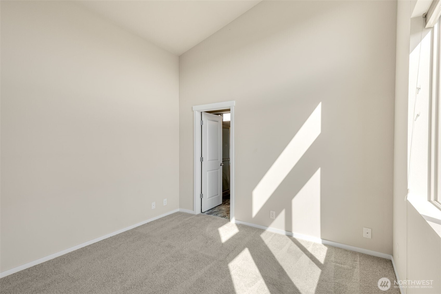 315 Chelan Avenue Northeast Renton, WA 98059 - Photo 20 of 33