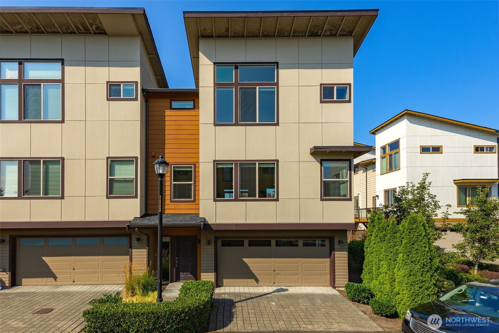 315 Chelan Avenue Northeast Renton, WA 98059 - Photo 2 of 33