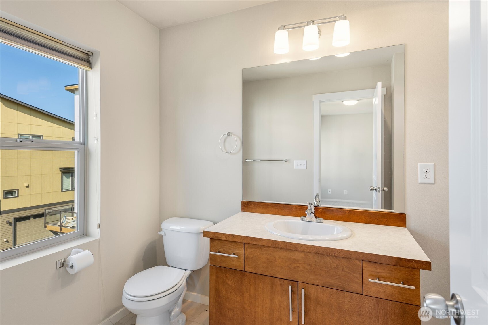 315 Chelan Avenue Northeast Renton, WA 98059 - Photo 28 of 33